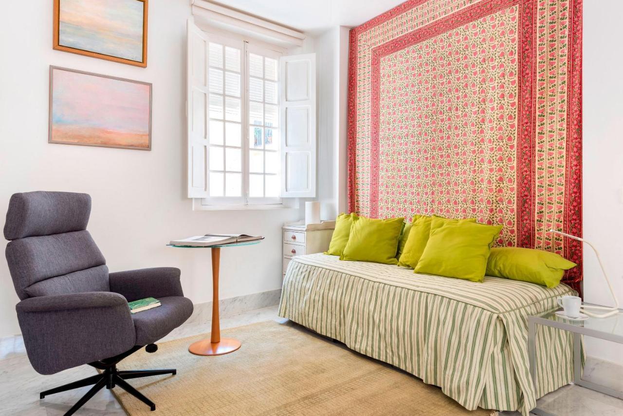 Genteel Home Pasaje Santa Cruz Sevilla Exteriör bild